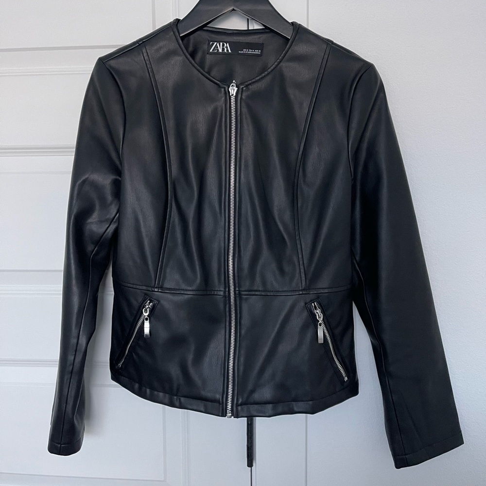 Zara size medium faux leather jacket with zipper details